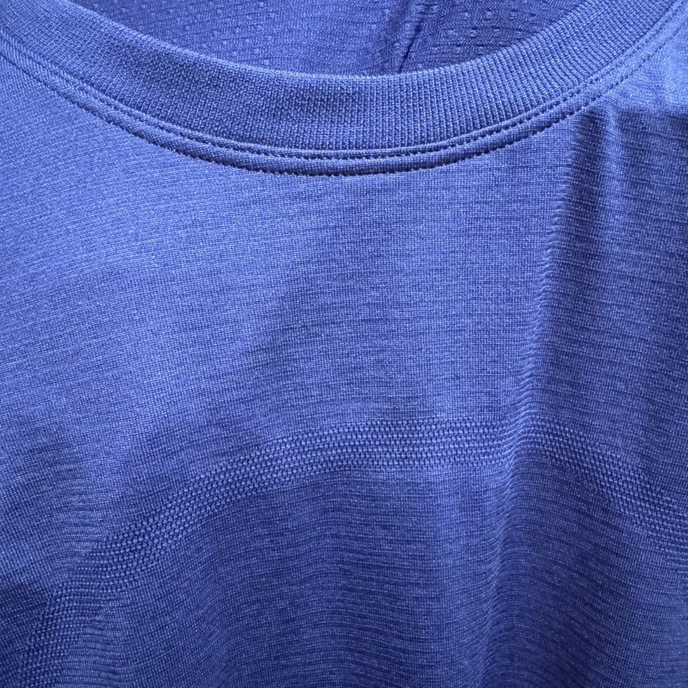 Lululemon Swiftly Relaxed-Fit Long Sleeve Tee - 6/8
